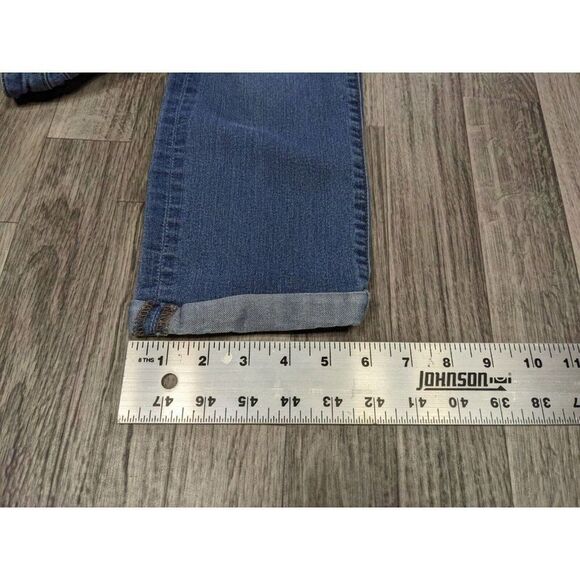 (3/$35) Kensie Womens Size 26 Pockets Cuffed Whiskered Denim Blue Jeans Capris - Picture 11 of 11